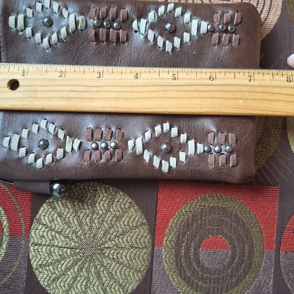 Brown Crossbody Bag with Embroidered Design - Picture 5 of 6